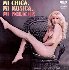 MI CHICA, MI MUSICA, MI BOLICHE